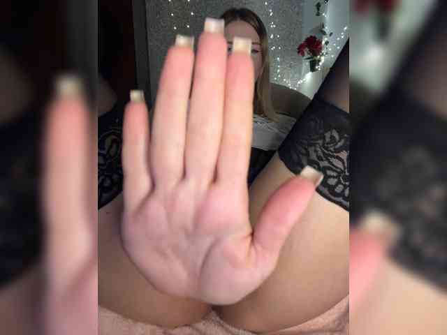 -Melani- webcam