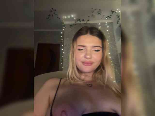 -Melani- webcam