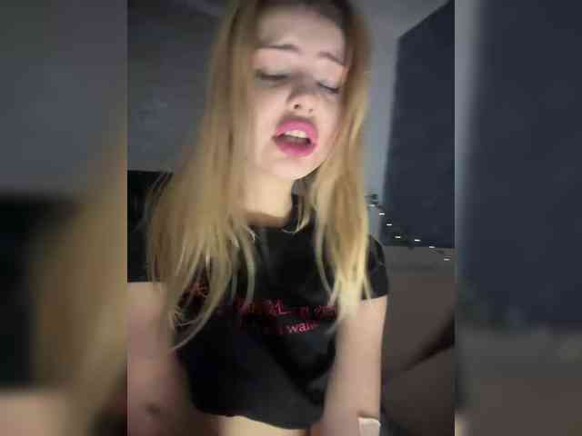 -Melani- webcam