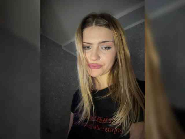 -Melani- webcam