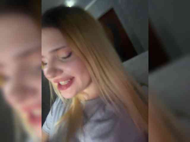 -Melani- webcam
