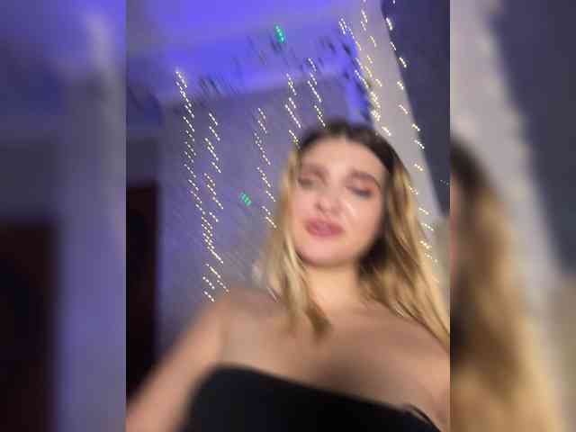 -Melani- webcam