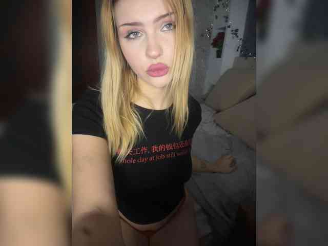 -Melani- webcam