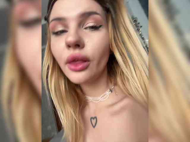 Melaniamyr Sex Cam Show
