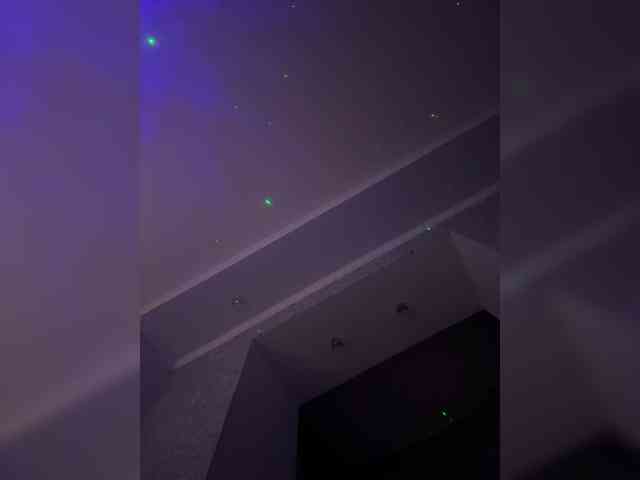 -Melani- webcam
