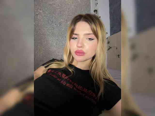 -Melani- webcam