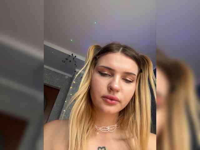 Melaniamyr Sex Cam Show