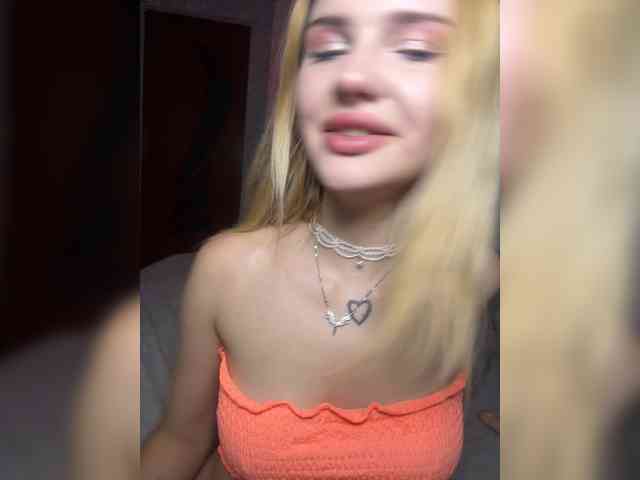 -Melani- webcam