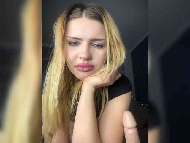 -Melani- webcam