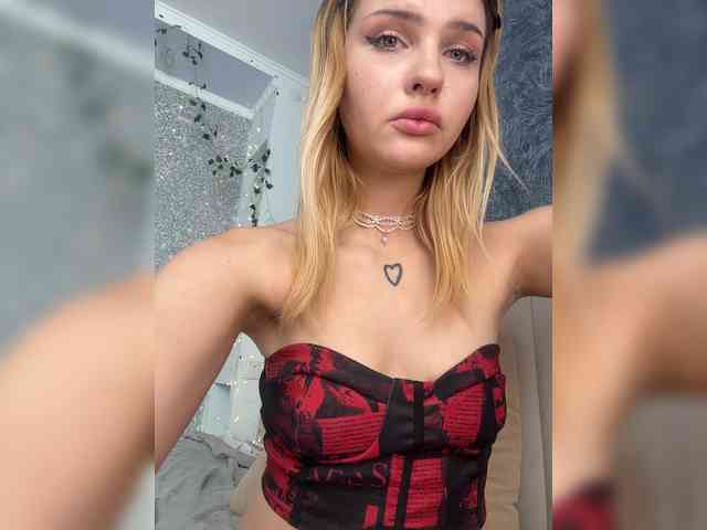 -Melani- webcam