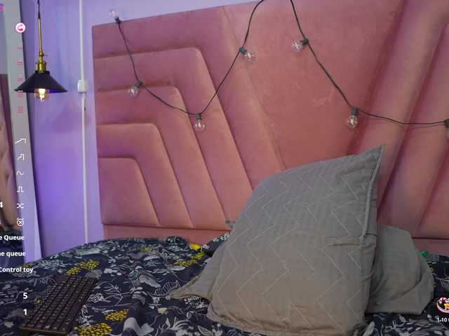 drooling4daddy live cam on BongaCams