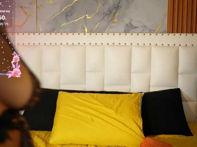drooling4daddy live cam on BongaCams