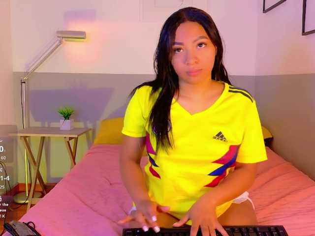 drooling4daddy live cam on BongaCams