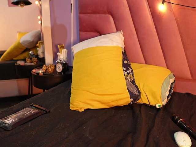 drooling4daddy live cam on BongaCams