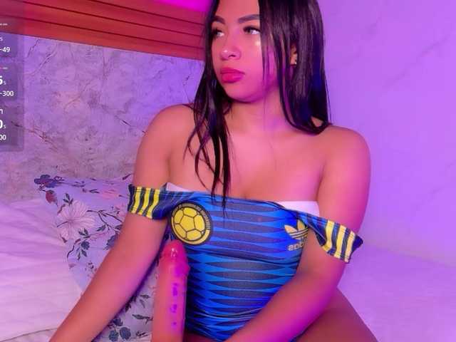 drooling4daddy live cam on BongaCams