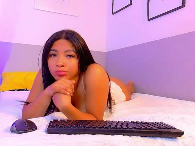 drooling4daddy live cam on BongaCams