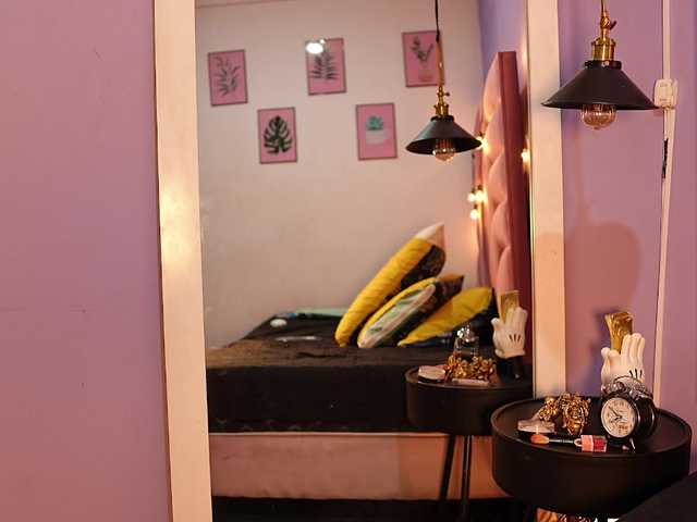 drooling4daddy live cam on BongaCams