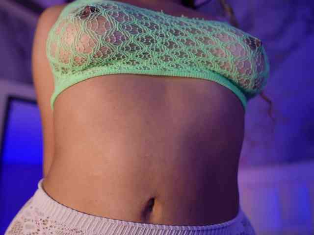 drooling4daddy Live Webcam on BongaCams