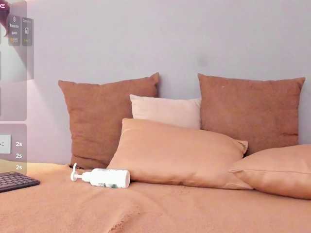 Lana-Starlett live cam on BongaCams