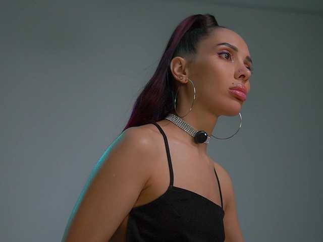 MilaMayy live cam on BongaCams