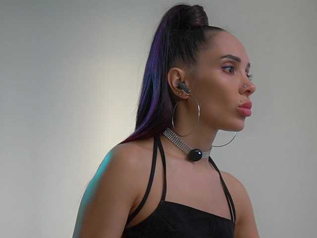 MilaMayy live cam on BongaCams