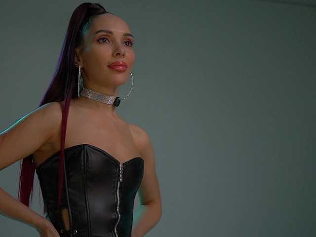 Live трансляция MilaMistressX - slutnetki.online