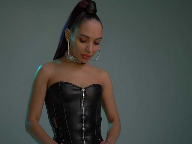 MilaMistressX