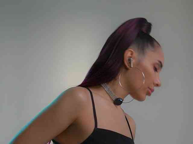 Model: MilaMistress