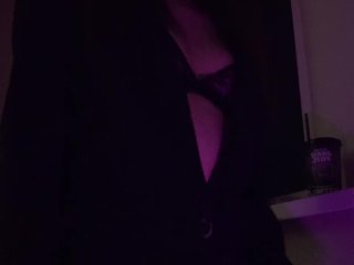 Amy-Lee Porn Show