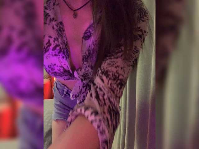 Amy-Lee live cam on BongaCams