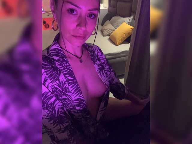 Amy-Lee live cam on BongaCams