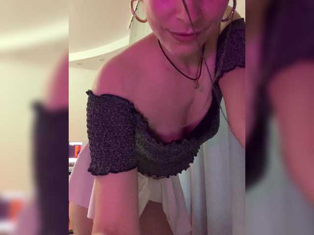 Amy-Lee live webcam show
