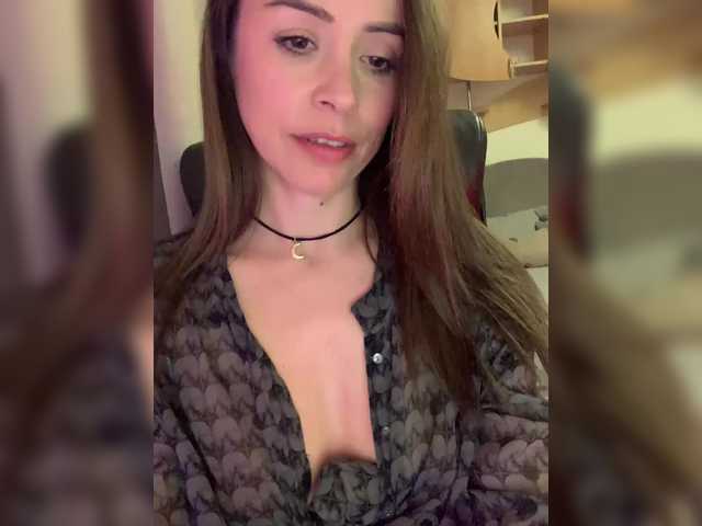 Amy-Lee's BongaCams show and profile