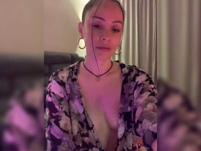 Amy-Lee live cam on BongaCams