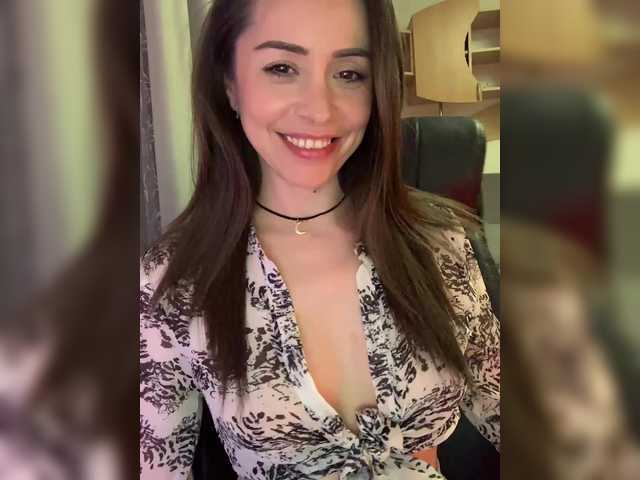 Amy-Lee's BongaCams show and profile