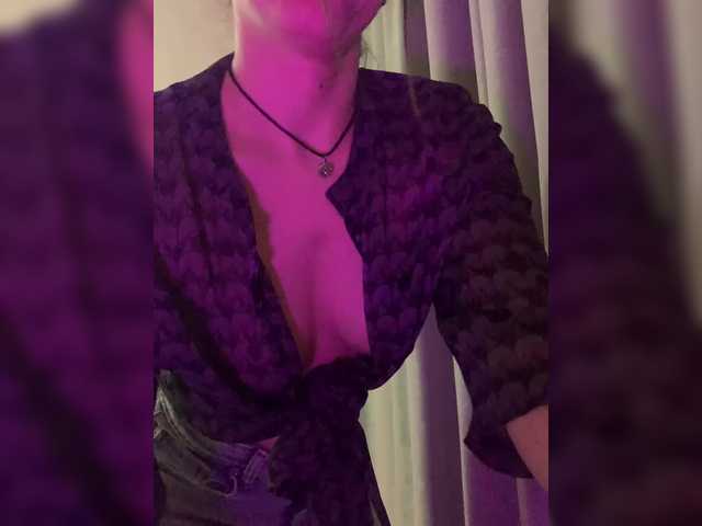 Amy-Lee live cam on BongaCams