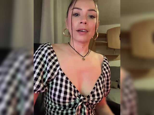 Amy-Lee live cam on BongaCams