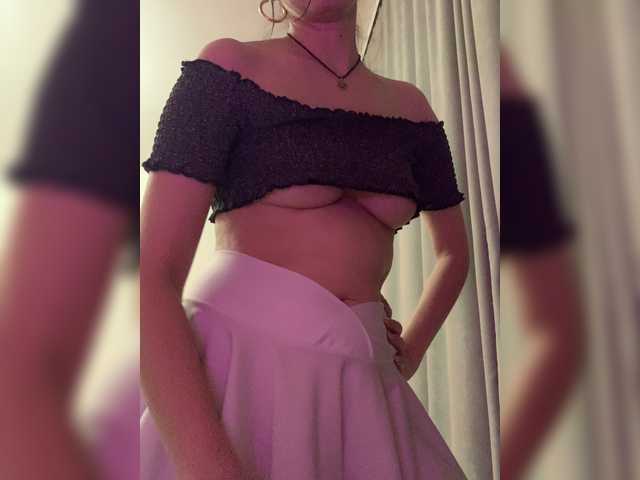 Amy-Lee live webcam show