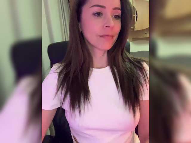 Amy-Lee's BongaCams show and profile