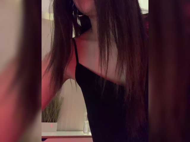Live трансляция Amy-Lee - slutnetki.online