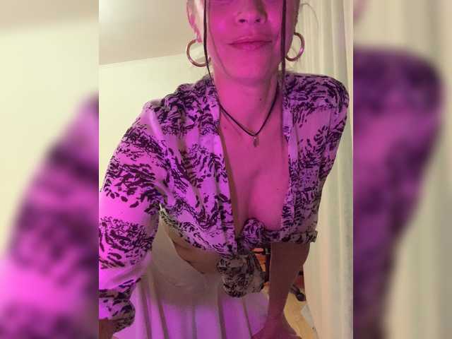 Amy-Lee live webcam show