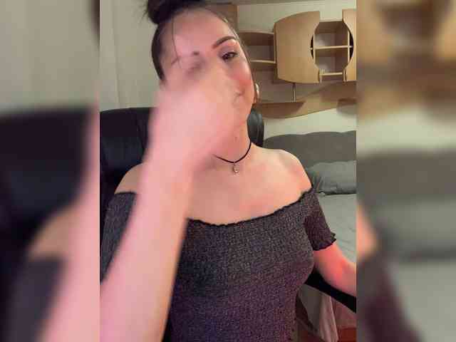 Amy-Lee webcam