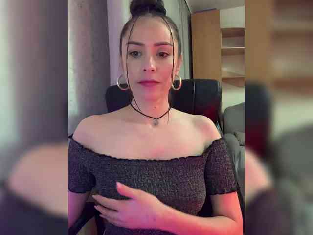 Amy-Lee webcam
