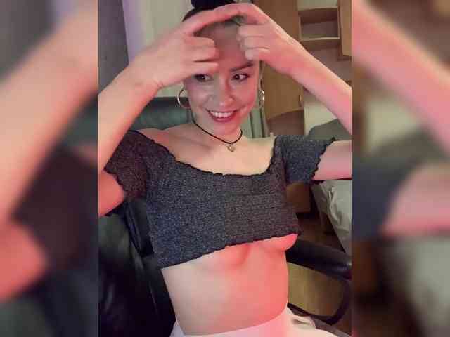Amy-Lee webcam