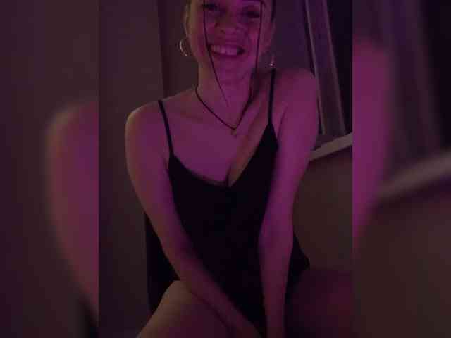 Amy-Lee webcam