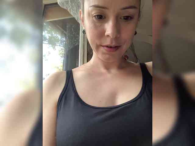 Amy-Lee webcam