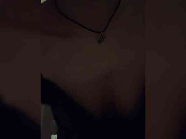 Amy-Lee webcam