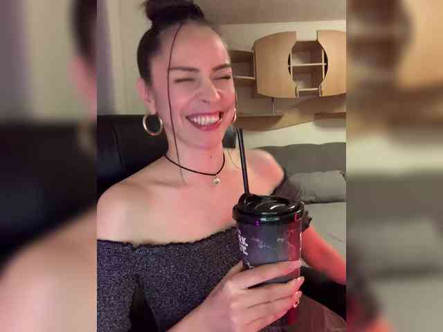 Amy-Lee Sex Cam Show