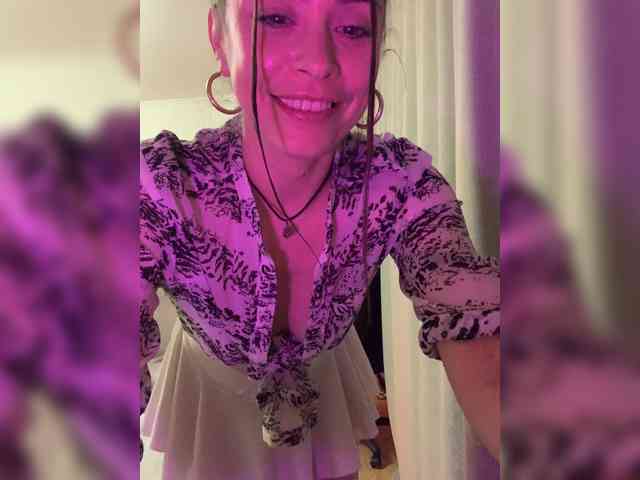 Amy-Lee webcam