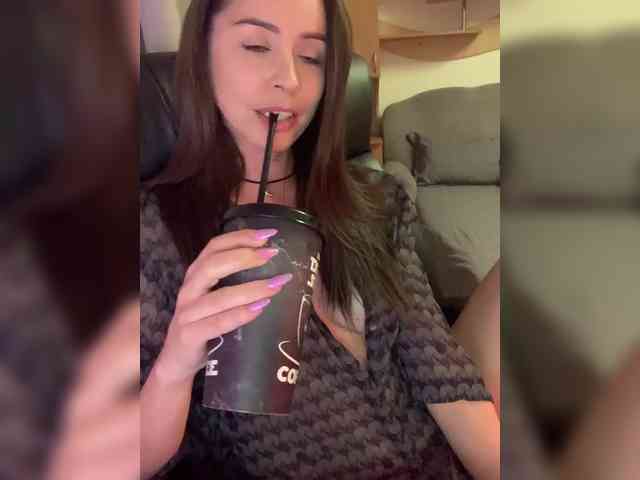 Amy-Lee webcam